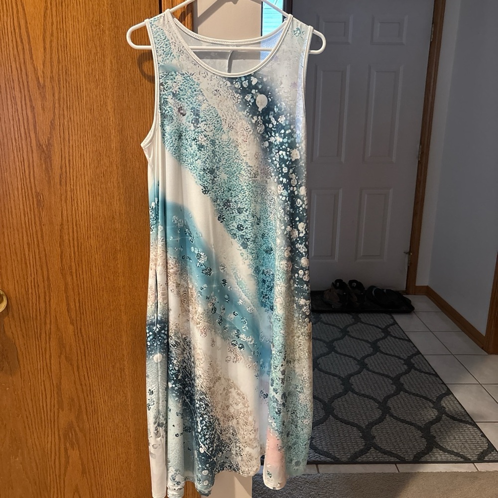 Elegant Blue and White Sleeveless Dress